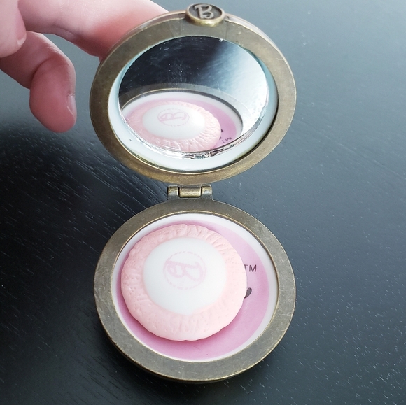 *Last Chance* Barbie Porcelain Hinged Box Compact + Powder Puff PHB Midwest - Picture 8 of 16